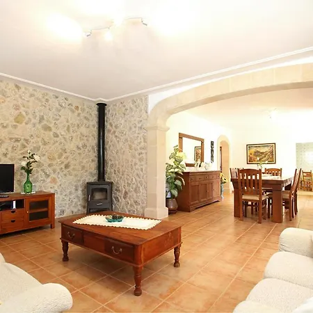 Rei Villa